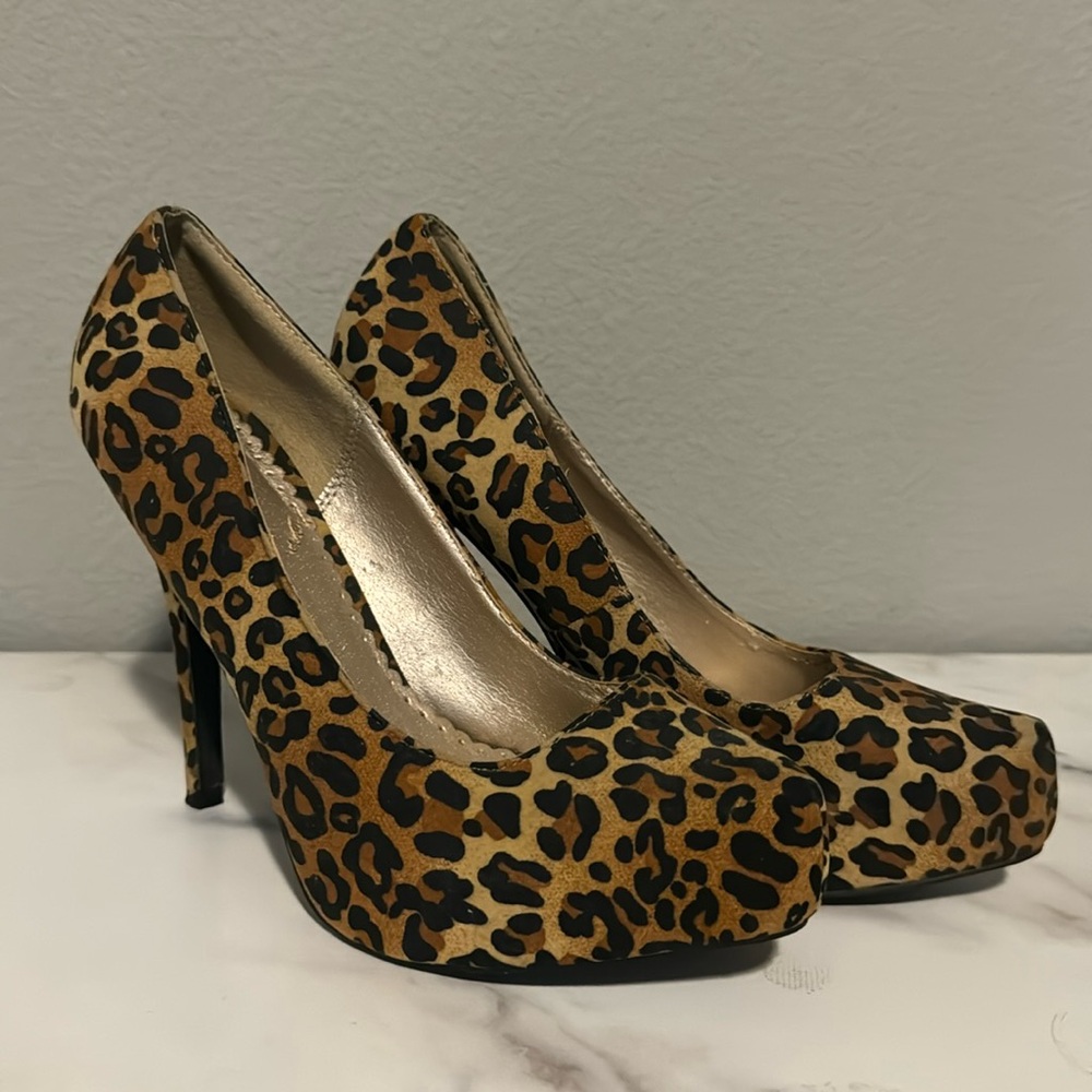 Leopard heels